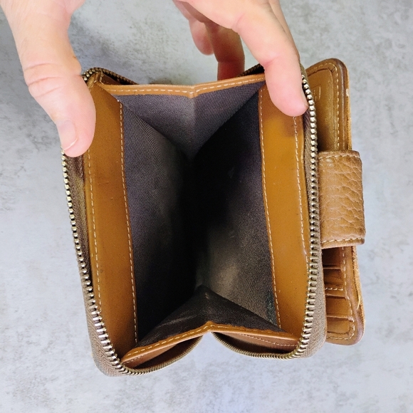 Vintage Dooney & Bourke Canvas Wallet Monogram Designer Fold Coin Purse Leather - Picture 10 of 12